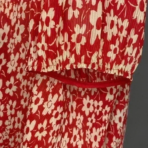 Madewell Crinkled Button-Back Tie Tee in Full Bloom Womens Size Medium - Picture 5 of 10